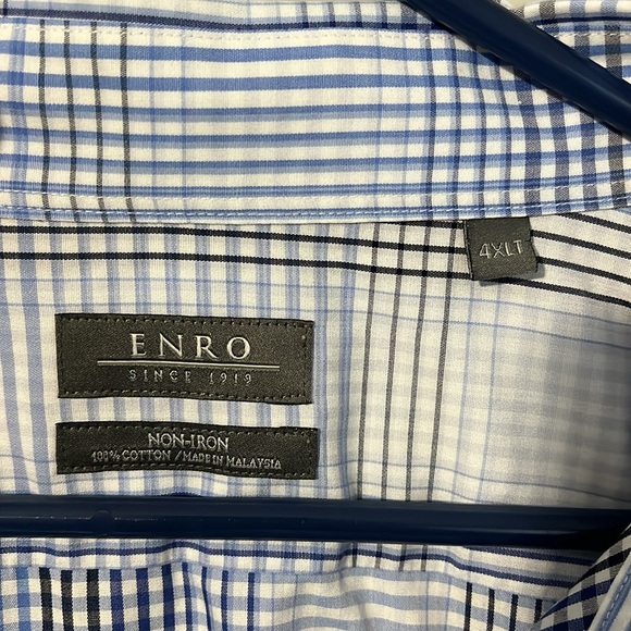 Enro short sleeve button up shirt. White blue gray and black plaid. Size 4XLT - Picture 2 of 4